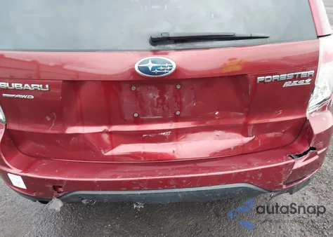 2011 Subaru Forester 2.5X Premium из США, поврежденный, VIN JF2SHADC0BH712493